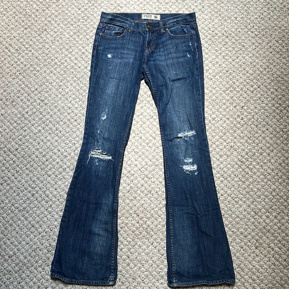 PINK distressed dark wash flare jeans. 6L. Like new!